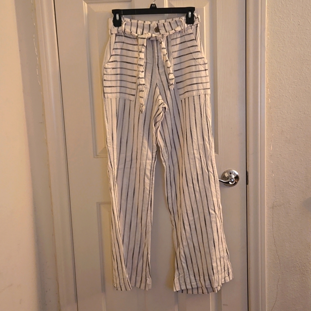 O'NEILL Women's Beach Stripe Pants. Size 26. Worn once.